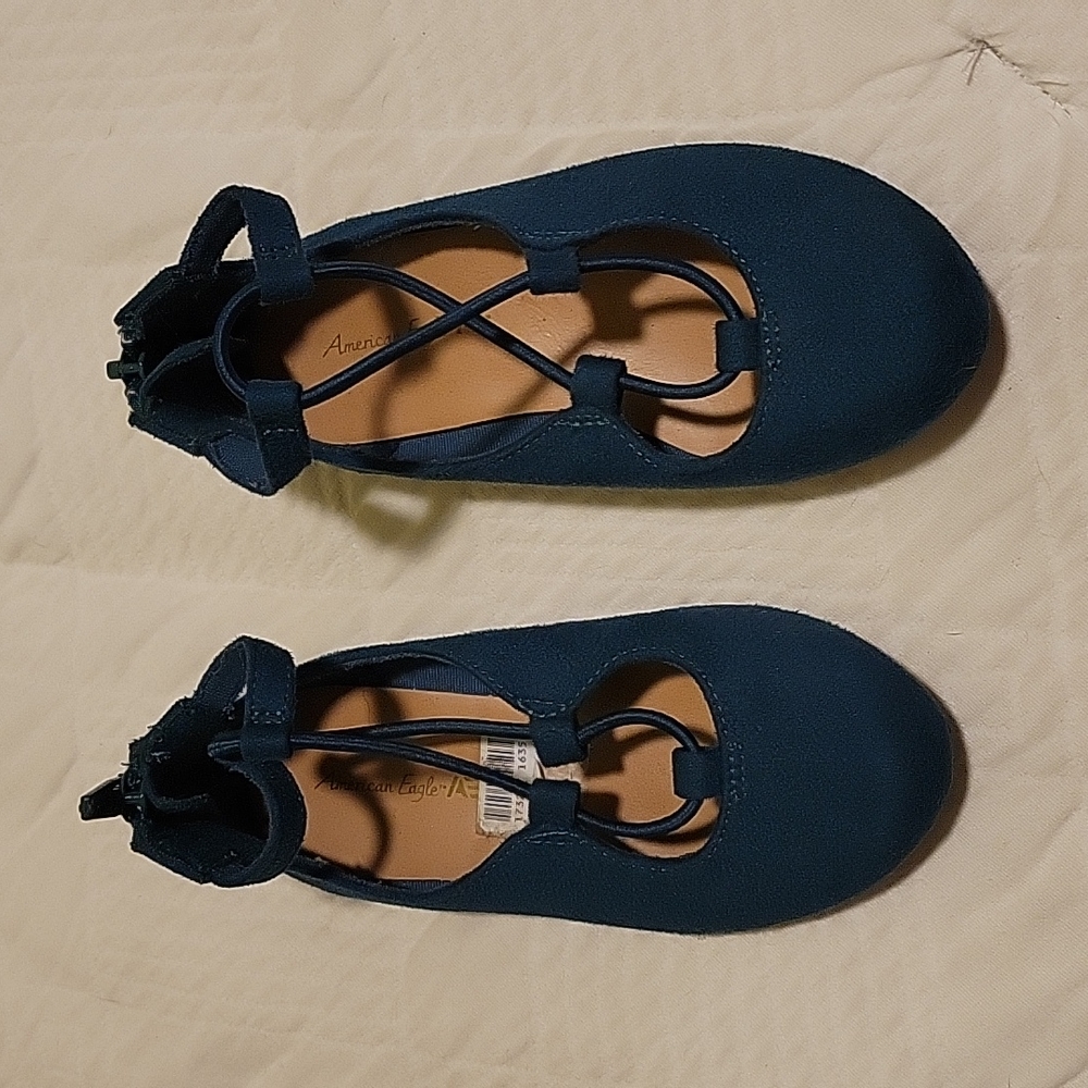 American Eagle teal girl shoes